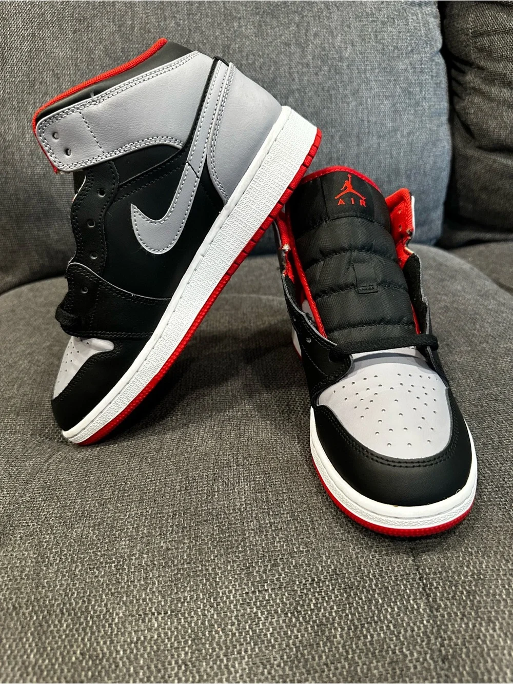 Nike Air Jordan High-Top Sneakers in Black, Gray & Red Boys Size 7